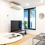 Apartment 202 New 1br In Prime Greenpoint New York