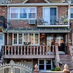 Chekells Cozy Stay In Brooklyn