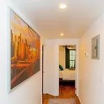 Luxury Oasis In The Heart Of Brooklyn Apartment *