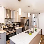 Apartment Luxury In The Heart Of Brooklyn *