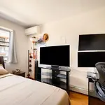 Best Large Private Room & Private Bathroom, Laguardia Airport 10Min