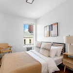 Cozy East Village 3bedroom 2bath Near Tompkins Square Park & Lower East Side Apartment New York