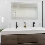Apartment 3br Penthouse With Massive Private Rooftop New York