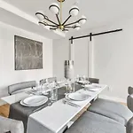 3br Penthouse With Massive Private Rooftop