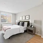 Apartment 3br Penthouse With Massive Private Rooftop