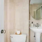 73-608 New 1br 1bth Uws Doorman Gym Apartment