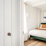 Apartment 73-608 New 1br 1bth Uws Doorman Gym