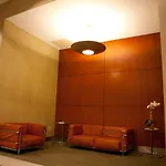 Doorman! High Floor! Views! Elevator! Free Gym!