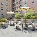 Stunning Nyc Views! Free Gym! Doorman! Terrace!