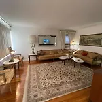 Luxury Three Bedroom In A Private House Apartment *