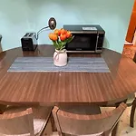 Luxury Three Bedroom In A Private House Apartment *