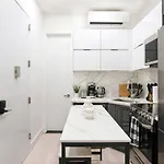 317-1b Modern 1br Ues W D * New York