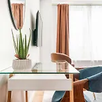 73-806 New 1br 1bth Uws Doorman Gym *