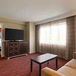 Doubletree By Hilton New York-Laguardia