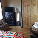 Private Unit With Own Entrance To Share * New York