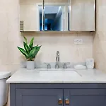 73-208 New 2br 2bath Uws Doorman Gym *