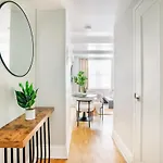 Apartment 73-208 New 2br 2bath Uws Doorman Gym *