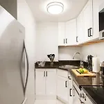 Apartment 73-208 New 2br 2bath Uws Doorman Gym New York