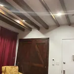 Cozy Bedroom With Bath, Private Entrance