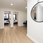 Sophisticated 4 Bedroom Duplex In The Heart Of Midtown