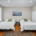 Luxury Townhouse In Nyc