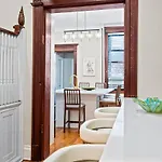 Luxury Townhouse In Nyc *