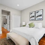 Luxury Townhouse In Nyc Apartment *