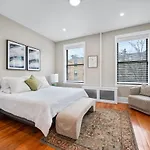 Luxury Townhouse In Nyc Apartment *