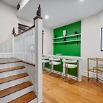 Luxury Townhouse In Nyc Apartment *