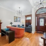 Luxury Townhouse In Nyc