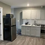 One Bedroom, Nyc 45 Min By Subway , Brooklyn, Brighton Beach