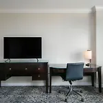 Sheraton Laguardia East Hotel
