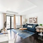 809-4b Balcony W D Prime Location