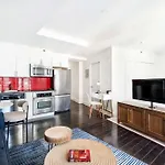 809-4b Balcony W D Prime Location Apartment New York