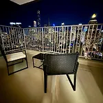Apartment Midtown High Floor Fantastic Panoramic View Corner 2 Bedroom *