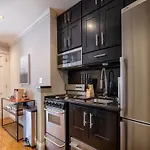 Three Bedroom On Little Italy Mulberry Street