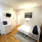 Apartment Nest 1 Bedroom With Kitchenette 4*