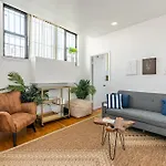 Apartment Amazing Furnished 1 Bedroom Penthouse Midtown West