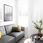 Stunning 3Bd In Manhattan