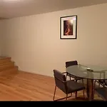 Stunning, Spacious House In Brooklyn, Nyc!