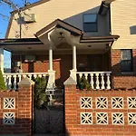 Chic Modern Bedroom 5 Mins From Jfk