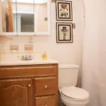 Sunny Fully Furnished In Chelsea *