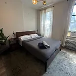 Cozy 2br In Nyc Lenox Hill Apartment *