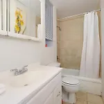 Midtown West Furnished 3br New York