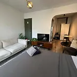 Cozy 2br In Nyc Lenox Hill Apartment