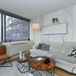 Modern Times Square 1 Bedroom Retreat Apartment New York