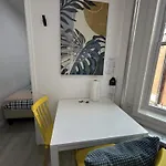 2 Bedroom Cozy Apartment