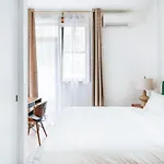 319-B Sleek Modern 1Br W Outdoor Space Union Square Wd In Unit