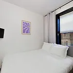 The Gram V Vibe 8615 * New York