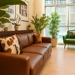 Lic Manhattan View Hotel